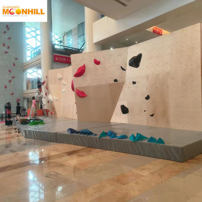 High Durability Rock Climbing Wall Customizable Easy To Install
